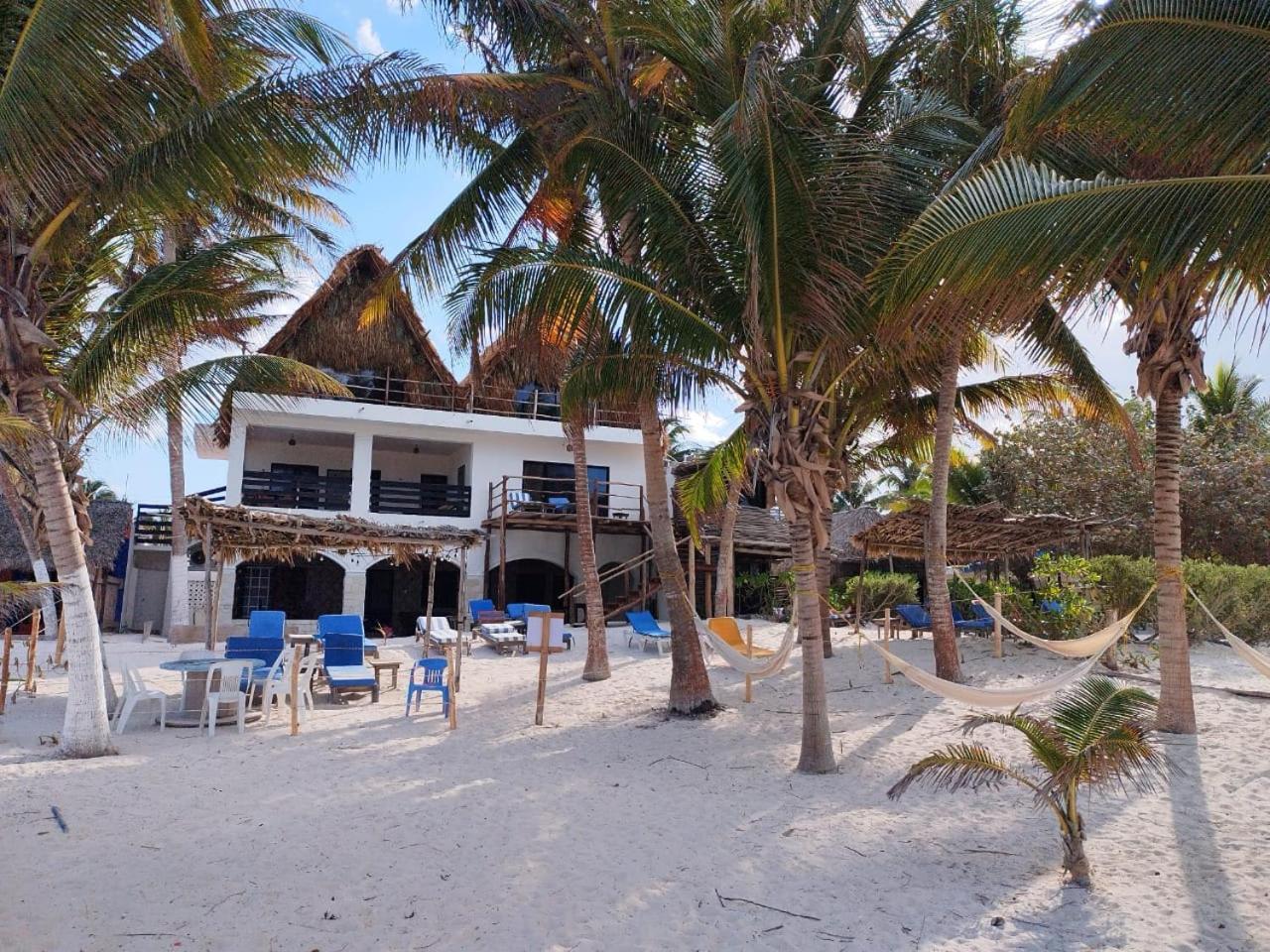 Casa Mate Beachfront Houses El Cuyo Extérieur photo